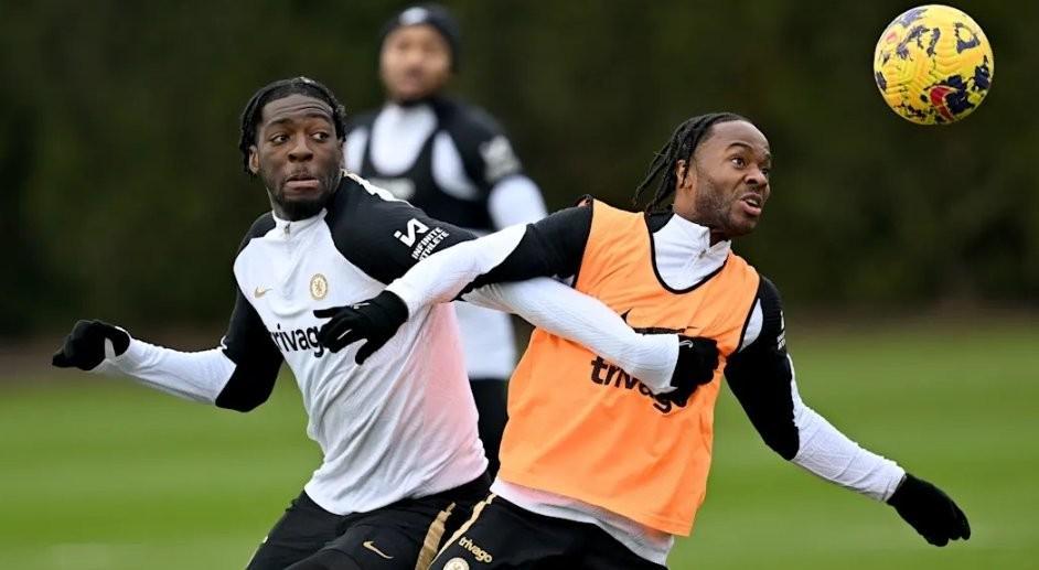 stake-记者：周一之后斯特林将不再是蓝军球员；迪萨西关窗前会离队